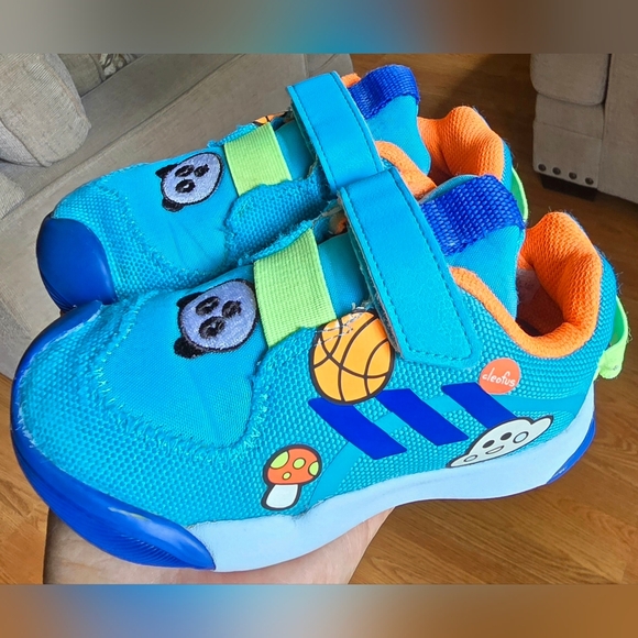 Adidas Activeplay I x Cleofus Toddler Boys Adjustable strap, Sz 8 - Picture 1 of 8